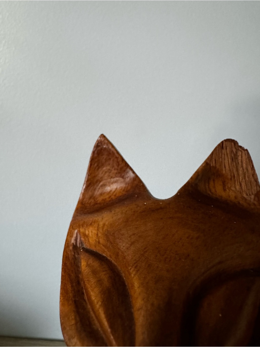 Handcrafted Wooden Cat Figurine - Brown - Picture 4 of 10